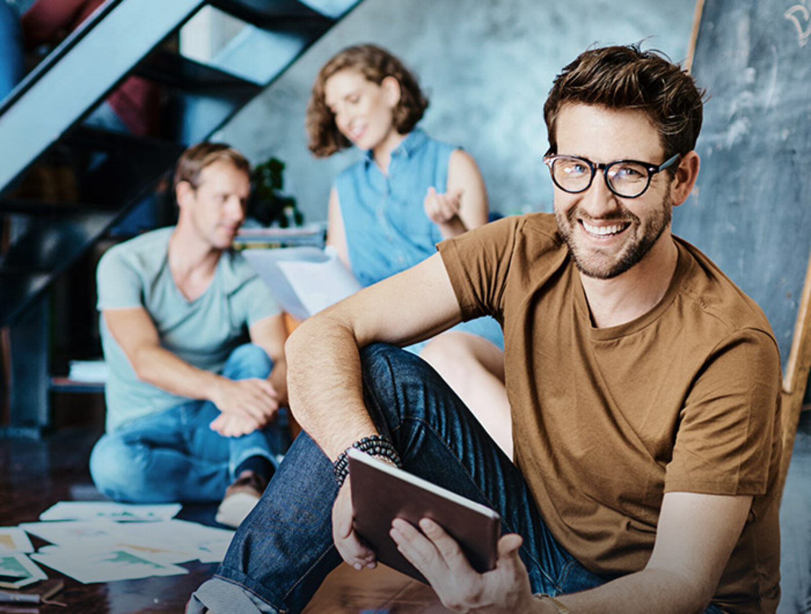 AMAZING Natural Light Portraits in a Garage?